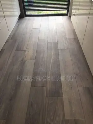 “Flawless Fix” of Vinyl Dry Back Flooring Planks