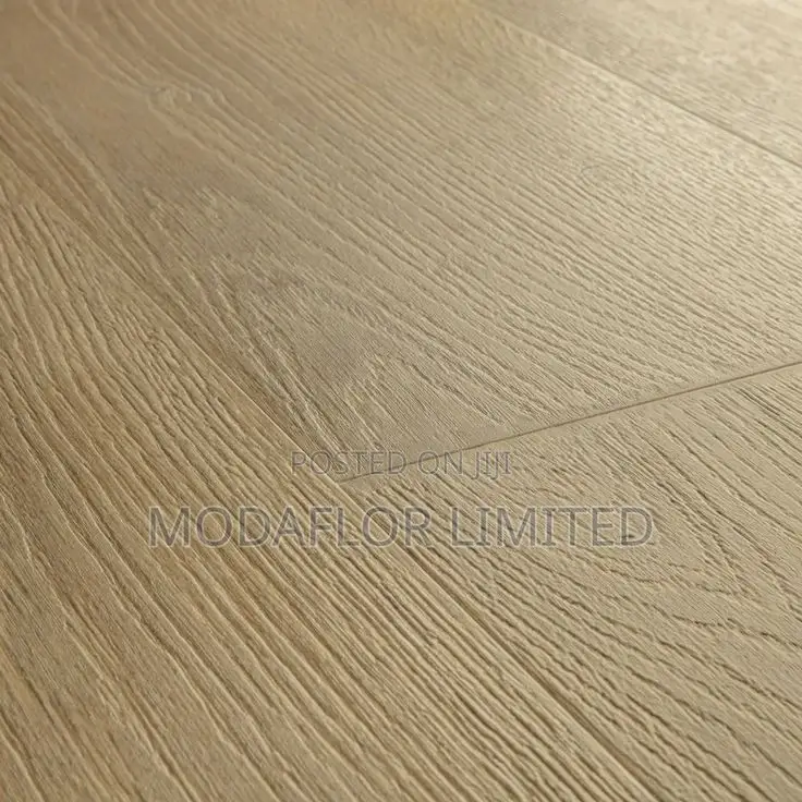 “Get a Grip on Style” With Vinyl Dryback Flooring Planks