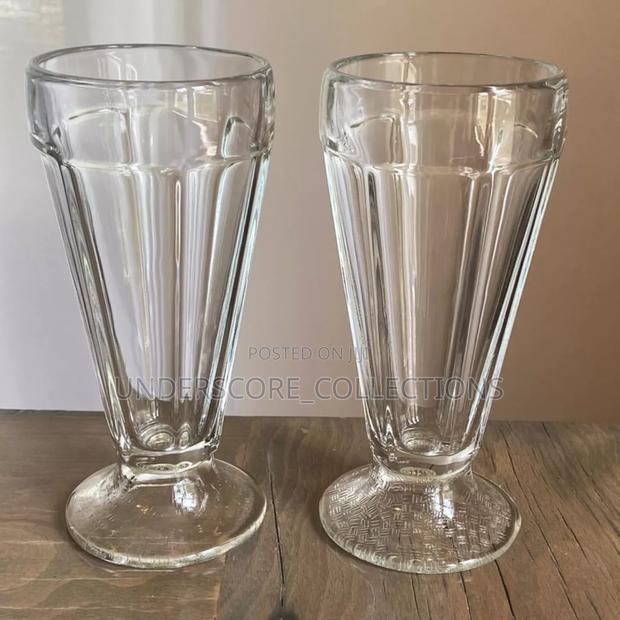 *Vintage Retro Style Milkshake Sundae Glass
