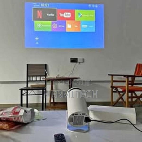 Hd Smart Android Mini Projector - main view