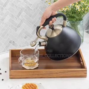 Black and Gold 3 Litre Whistling Kettle