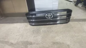 2020 Toyota Land Cruiser Lc300 Grill