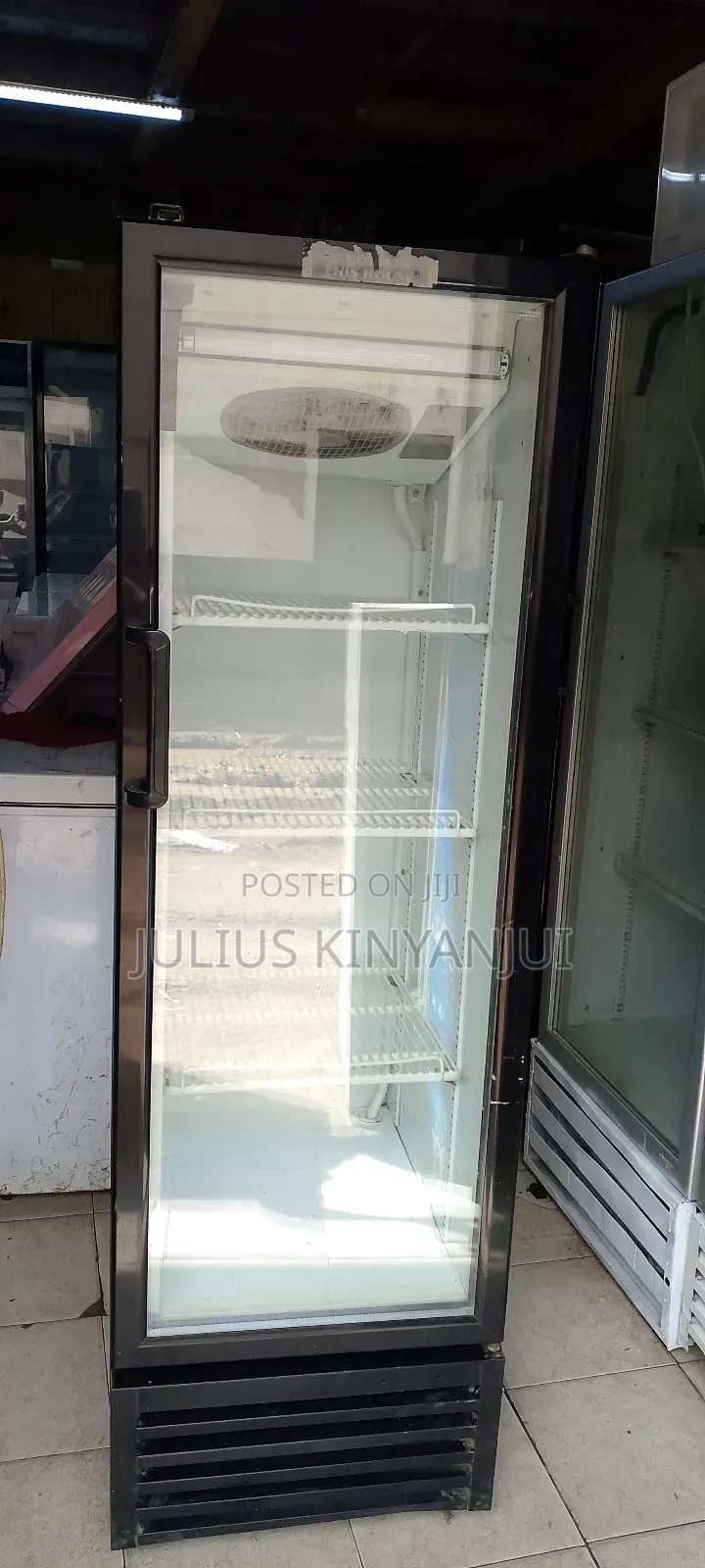 280 Display Fridge