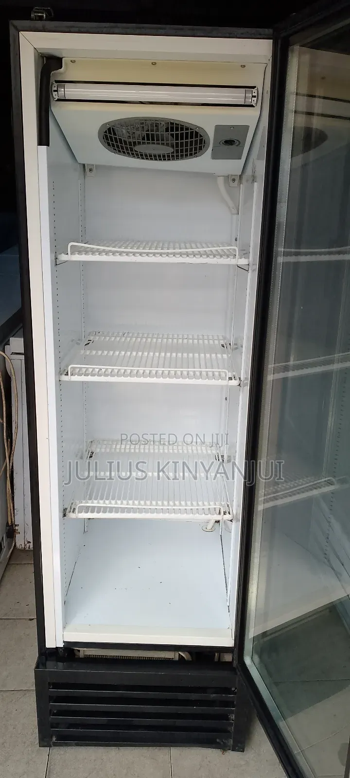 280 Display Fridge