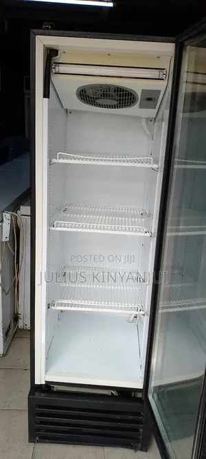 280 Display Fridge