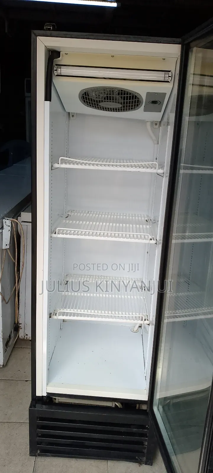 280 Display Fridge