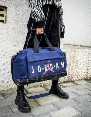 *Air Jordan Velocity Duffle Bag* 
▫ *Large Capacity