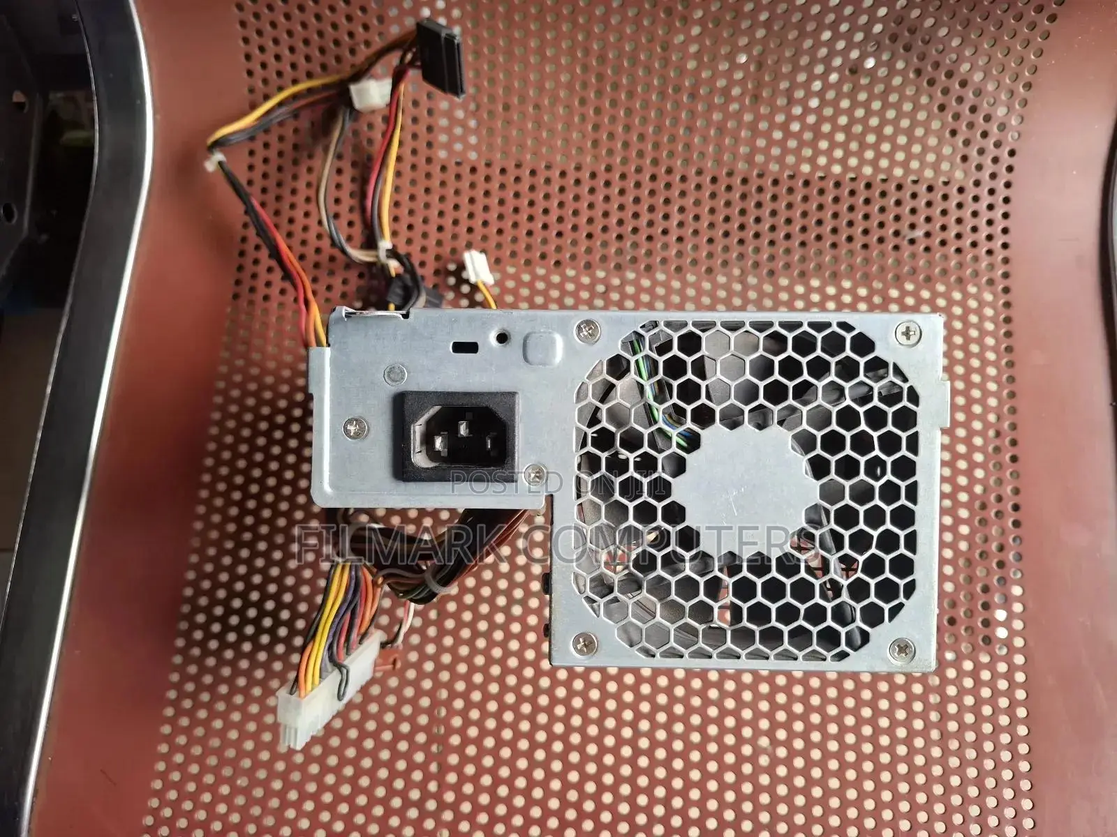 Hp 240w Power Supply for Dc5800 Dc5850 Dc7900 SFF