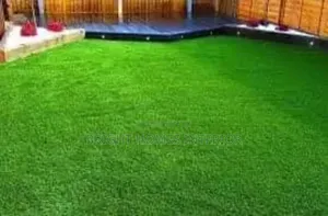 Green Turf Grass 20mm Thickness