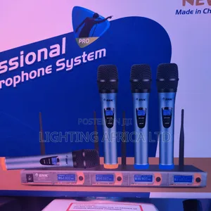 Bk 5555 4 Microphone's Wireless 150 Meter's Uhf Digital