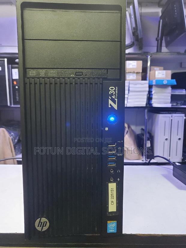 Desktop Computer HP Z230 8GB Intel Xeon HDD 500GB - thumbnail 2