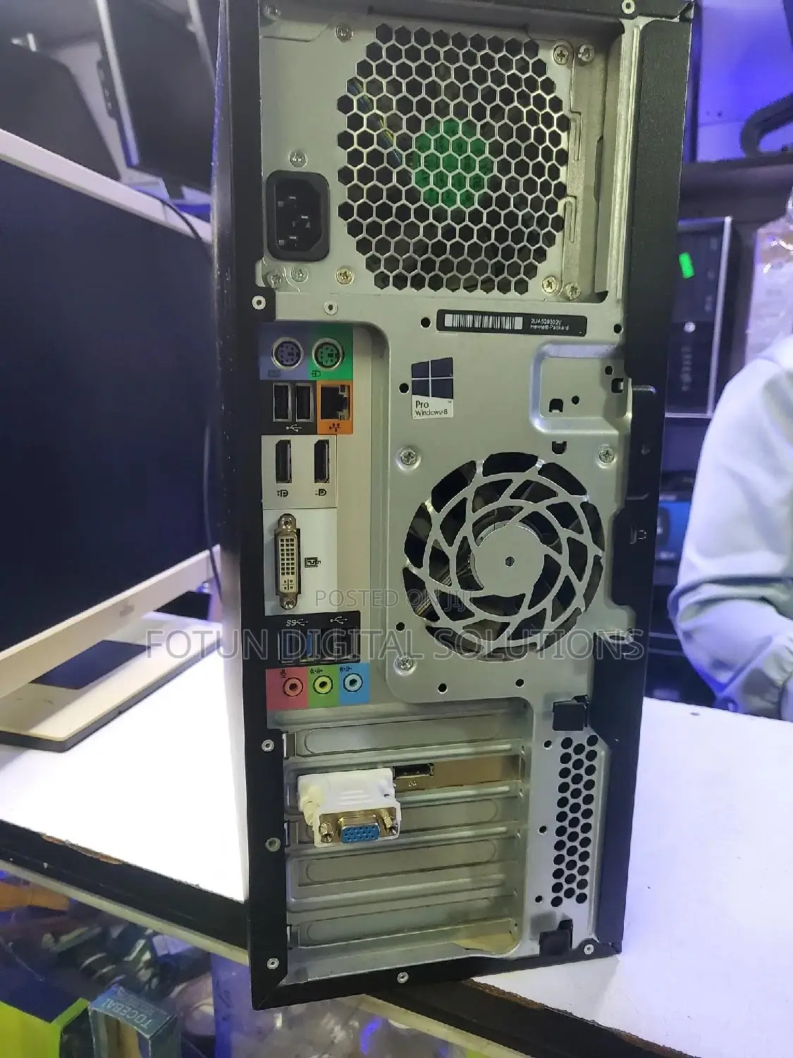Desktop Computer HP Z230 8GB Intel Xeon HDD 500GB