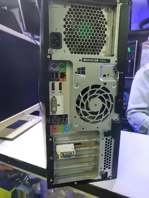 Desktop Computer HP Z230 8GB Intel Xeon HDD 500GB
