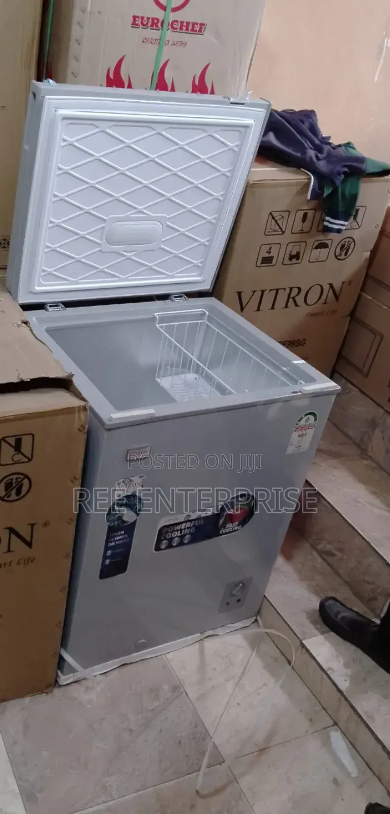 Versatile 142litres Vitron Freezer