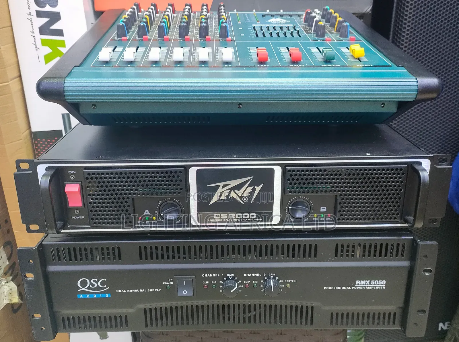 6ch Usb/Bt Plain Mixer + 2000w Peavey + 5000w QSC Amplifiers