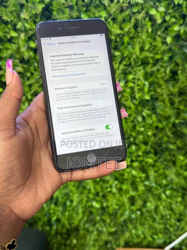 Apple iPhone 8 Plus 64 GB Black - thumbnail 5