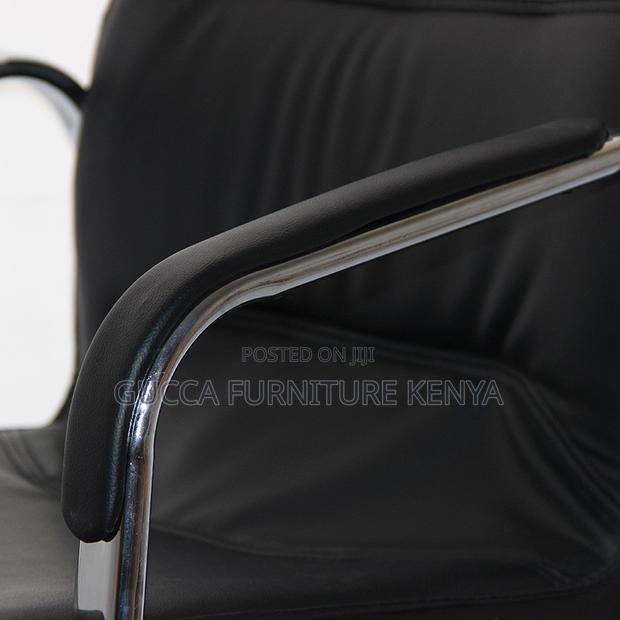 Office Chair: Conference Leather Checkered Bow Frame Chair - thumbnail 4
