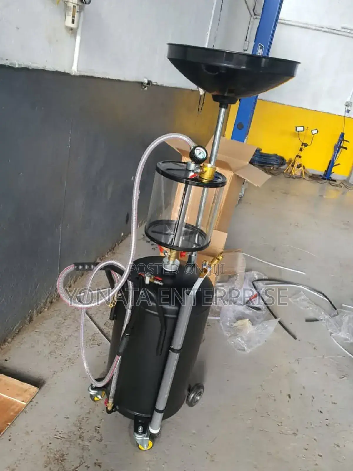 Oil Drainer With Sucking