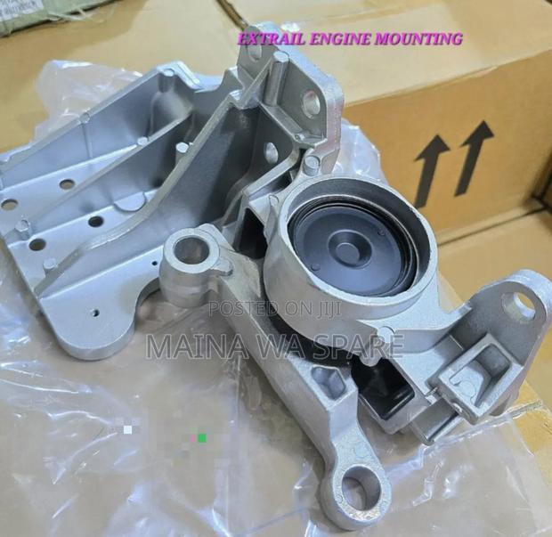 Nissan X-Trail Engine Mounting