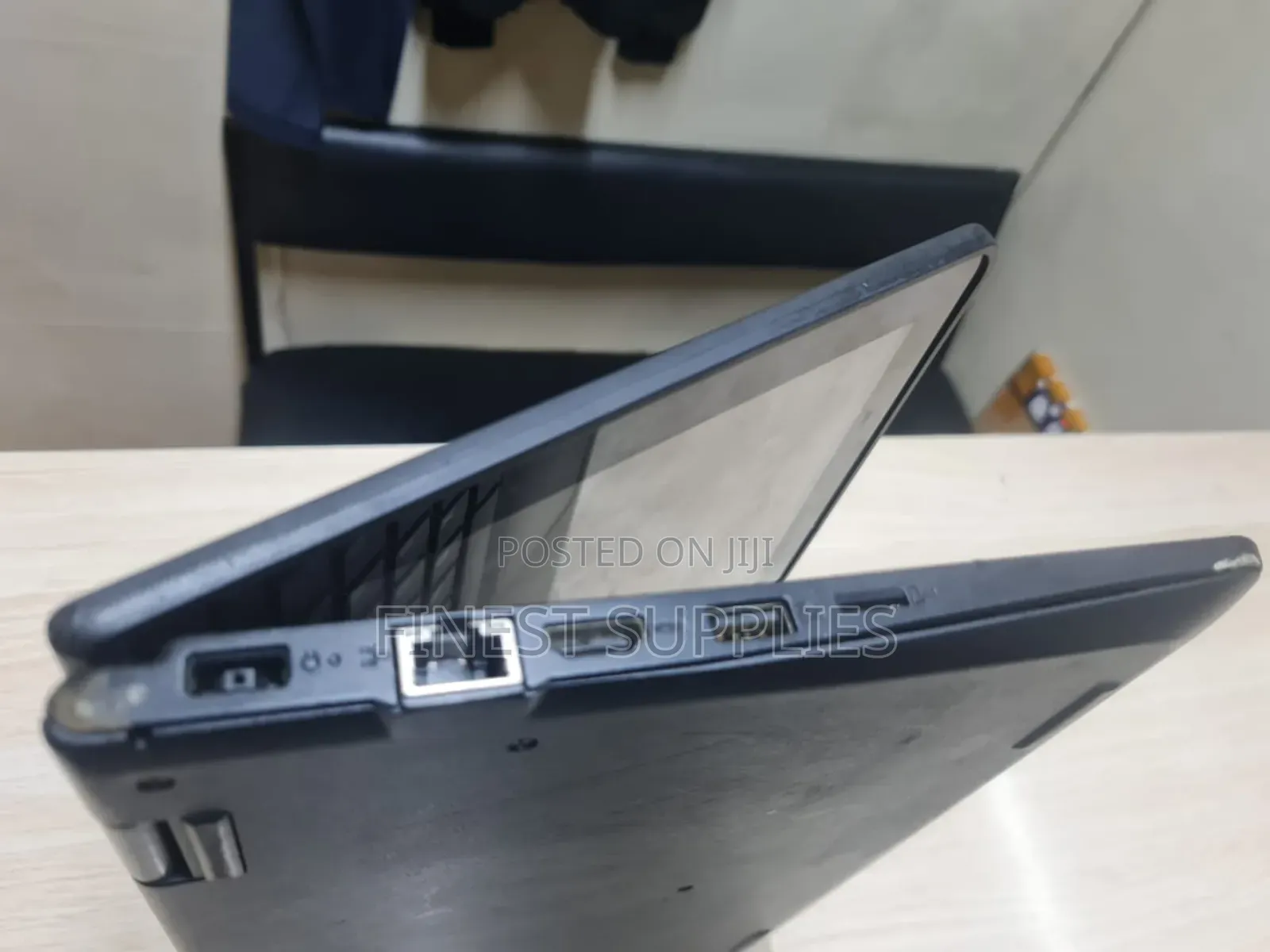 Laptop HP 14-Dq2031tg 4GB Intel Core I3 HDD+SSD 250GB