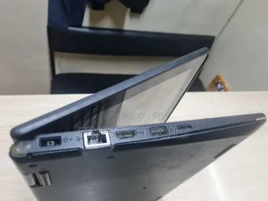 Laptop HP 14-Dq2031tg 4GB Intel Core I3 HDD+SSD 250GB