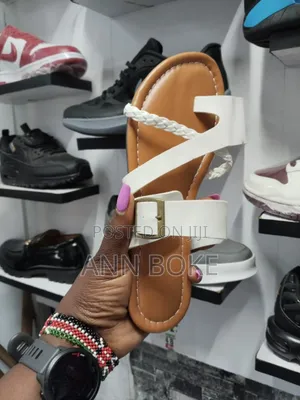 Ladies Fancy Sandles
Colours: Brown, White Black