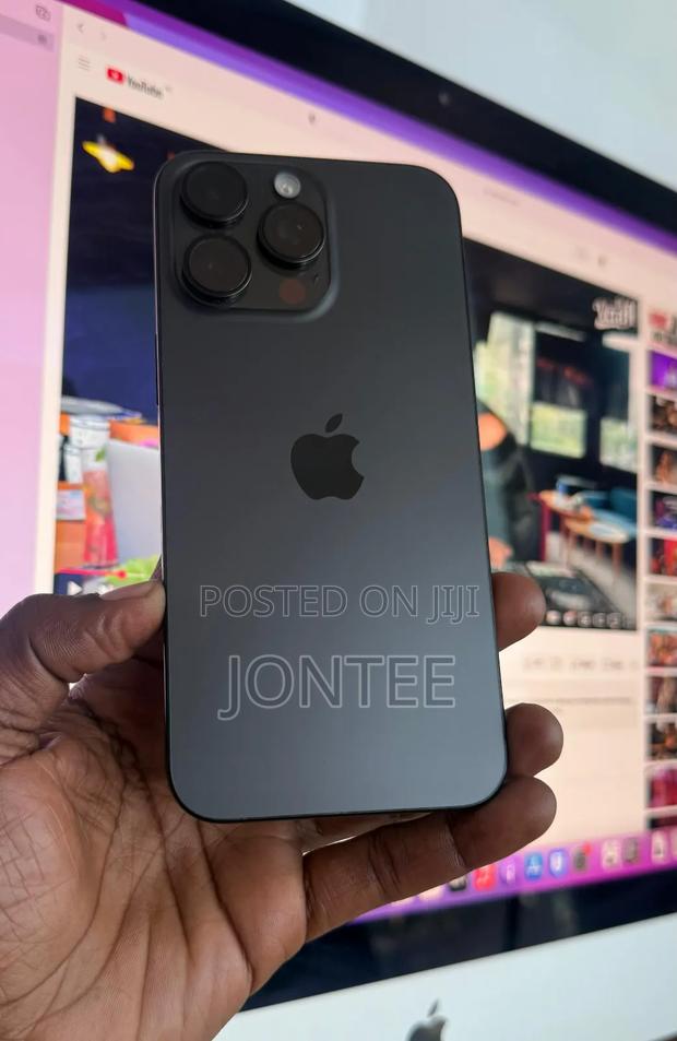 Apple iPhone 15 Pro Max 512 GB Black - thumbnail 3