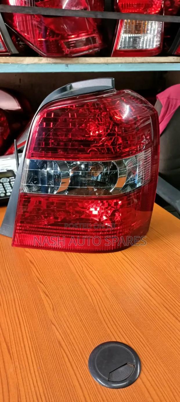Toyota Kluger Tailiight
