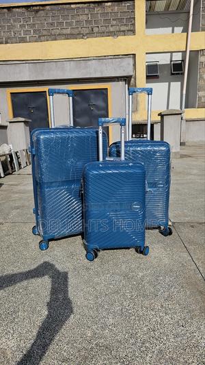 Luxurious Suitcase_ele - thumbnail 2