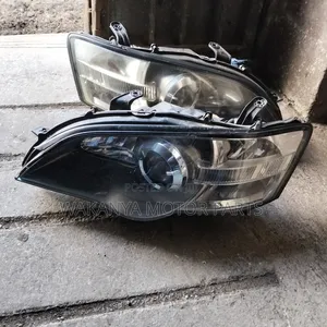 Subaru Outback Bl5 (2005) Xenon Headlamp, Ex Japan