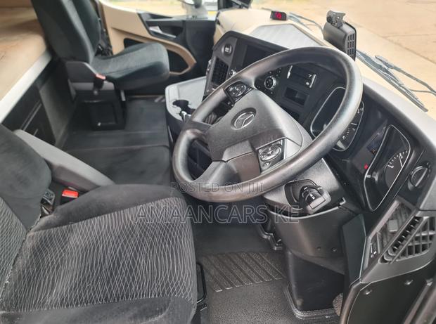 2019 Mercedes Actros 2546 - thumbnail 5
