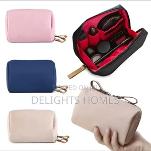 Portable Makeup Bag_cr