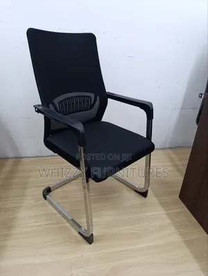 Affordable Mesh Waiting Chair