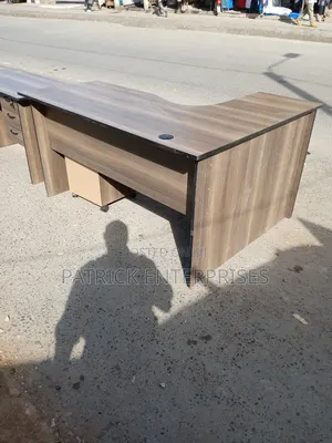 Executive Lshaped Office Desk Plus Two Mobile Drawers
