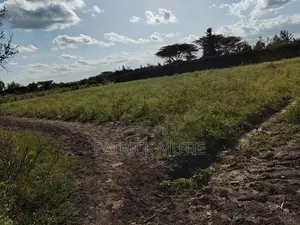 2.04acres Kiasa Kyumbi for Sale
