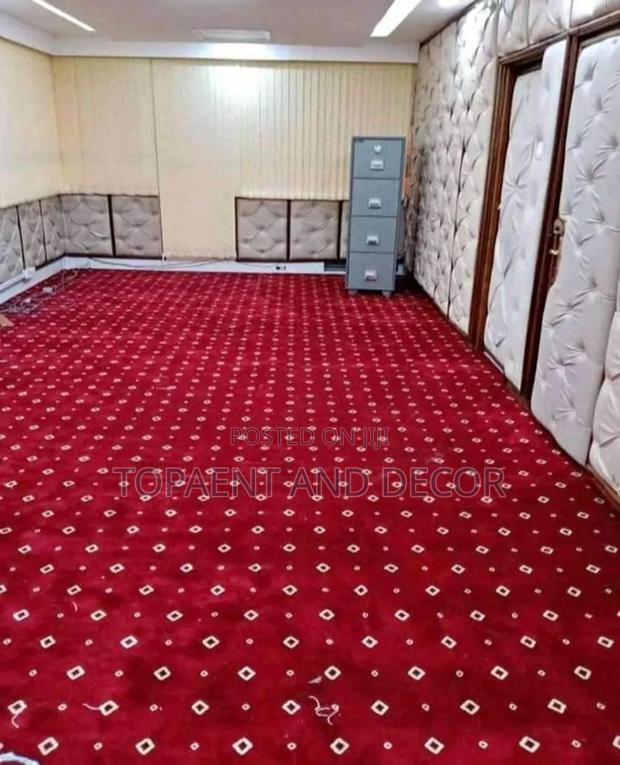 Presidential Red Carpet With Prints Wall to Wall Carpet