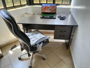 Executive Office Chair +Office Laptop Table