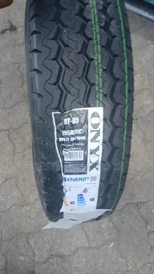 195r15c Onyx Tyres