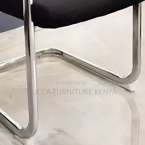 Office Chair:Fashionable Studio Guest Chair With Arm Support
