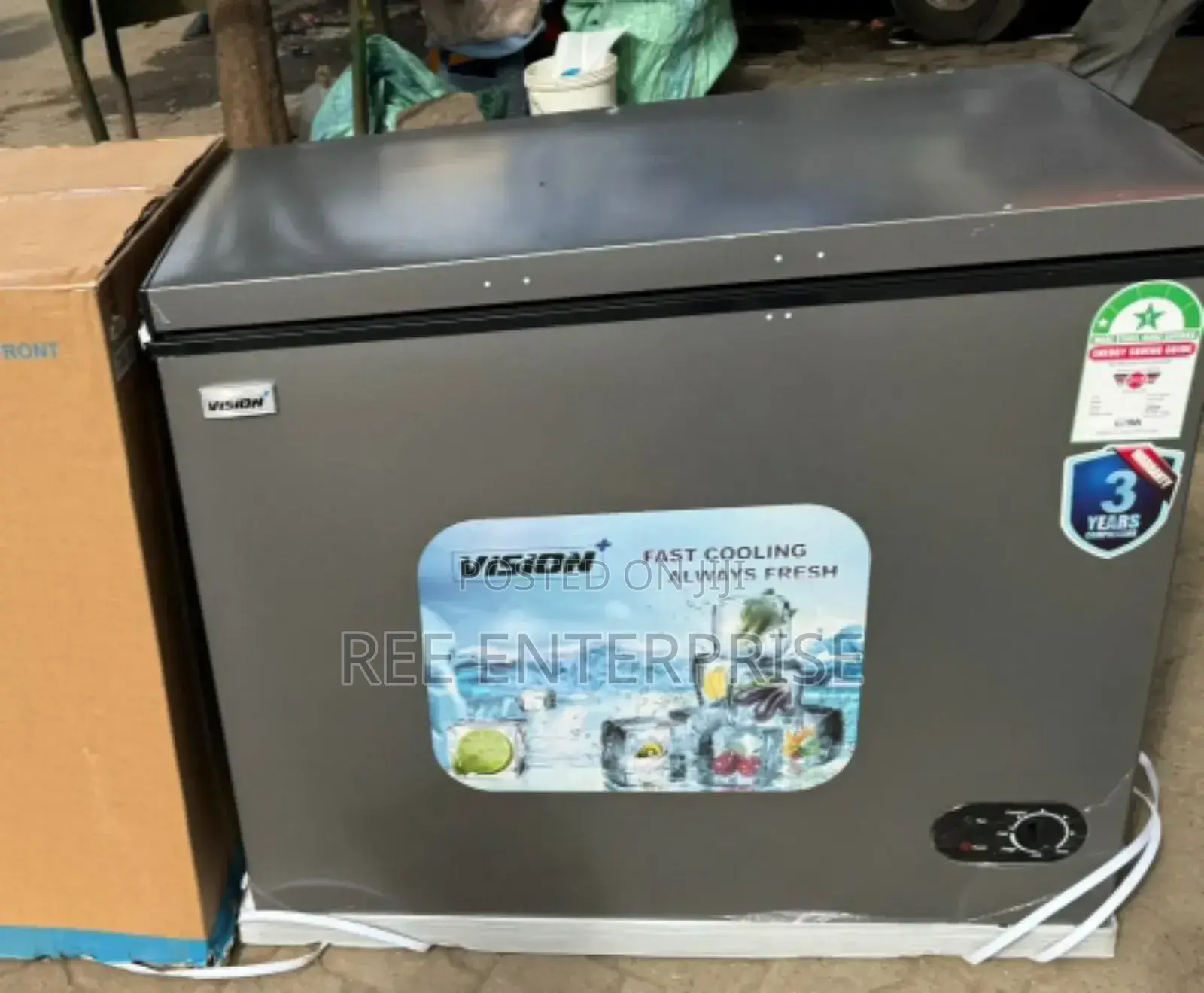 Vision Plus Chest Freezer 
200l
*Model-vpcf200f