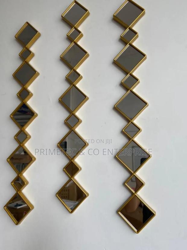 *3 in 1 Quad Corner Decor Mirrors - main view