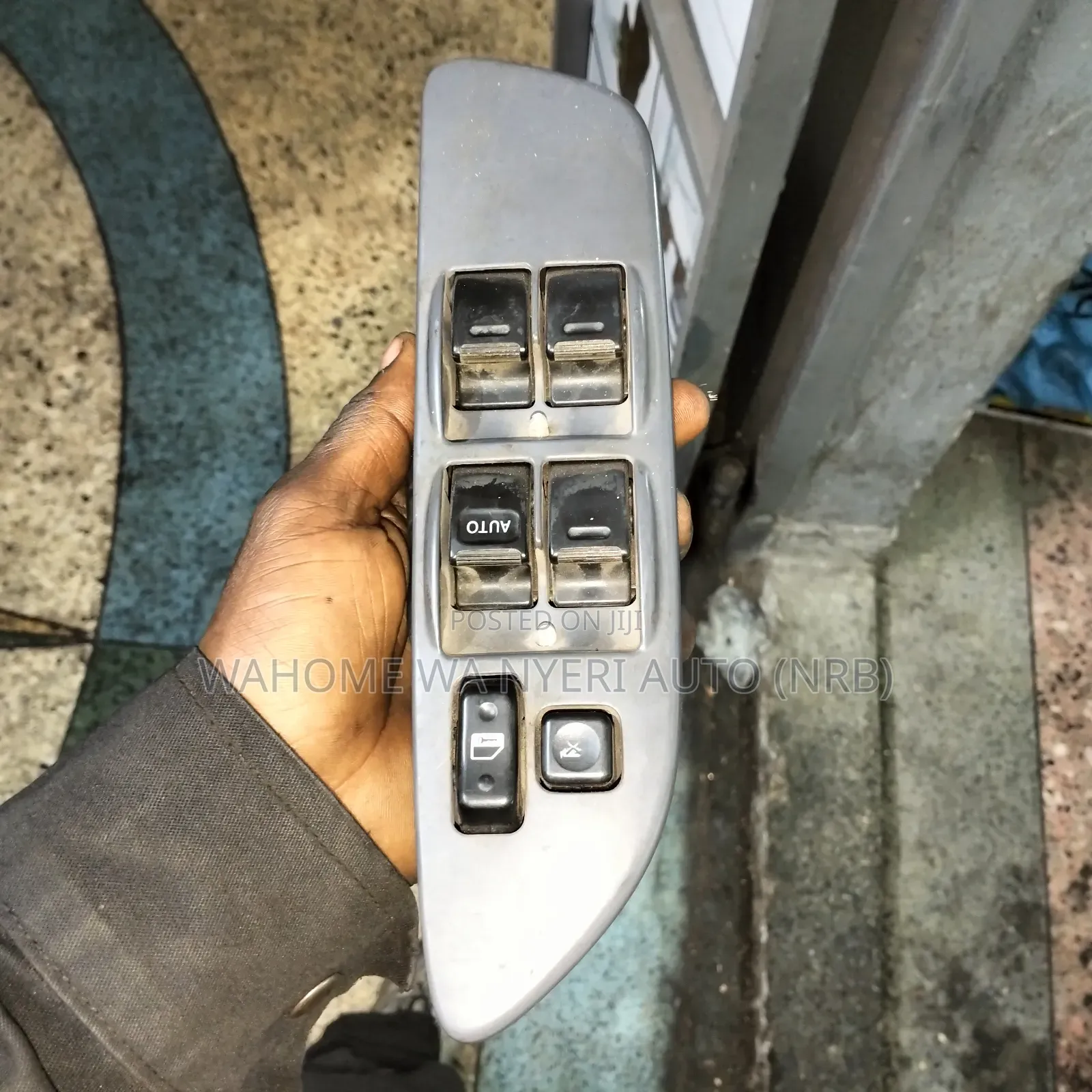 Corolla T100 Main Door Switch