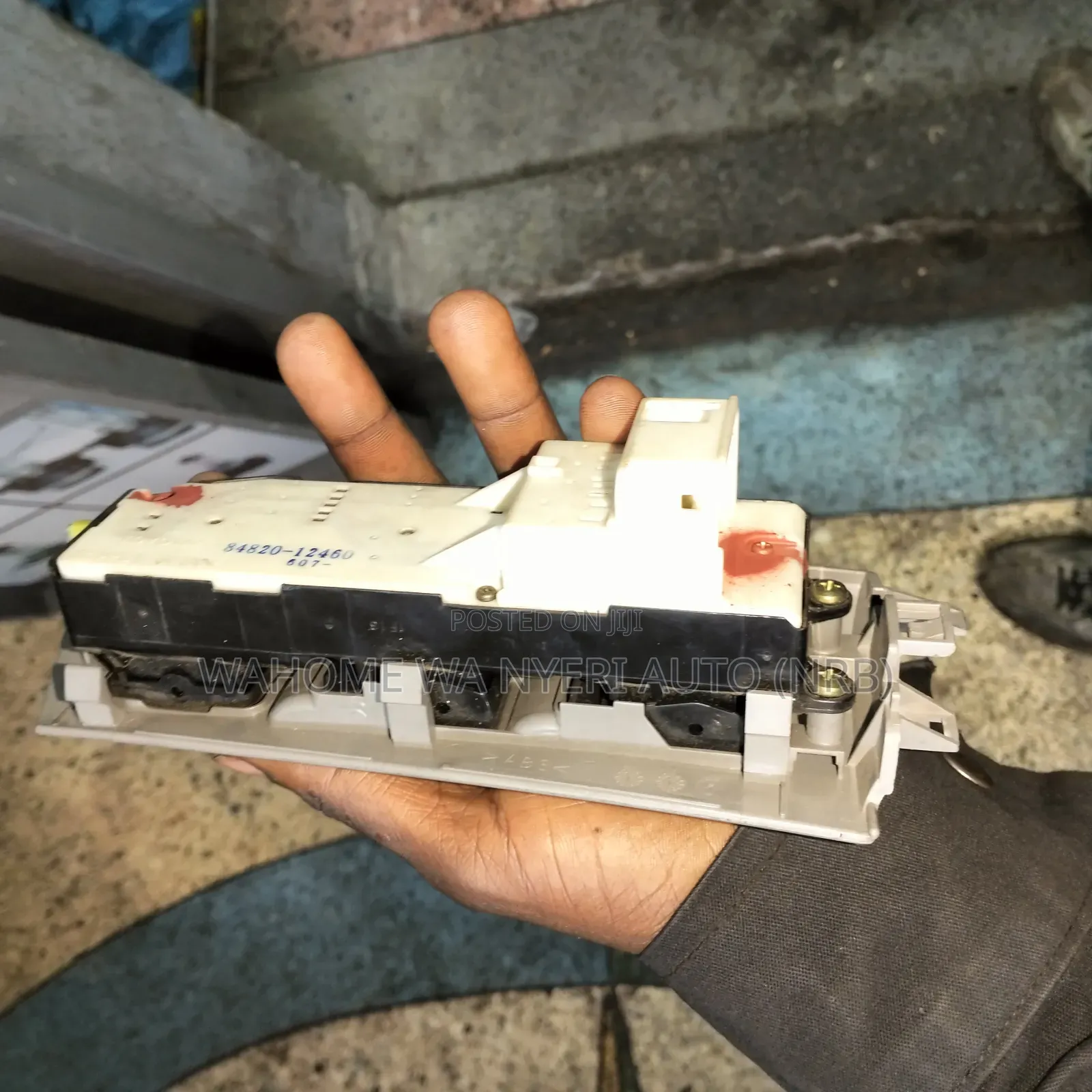 Main Door Switch Probox