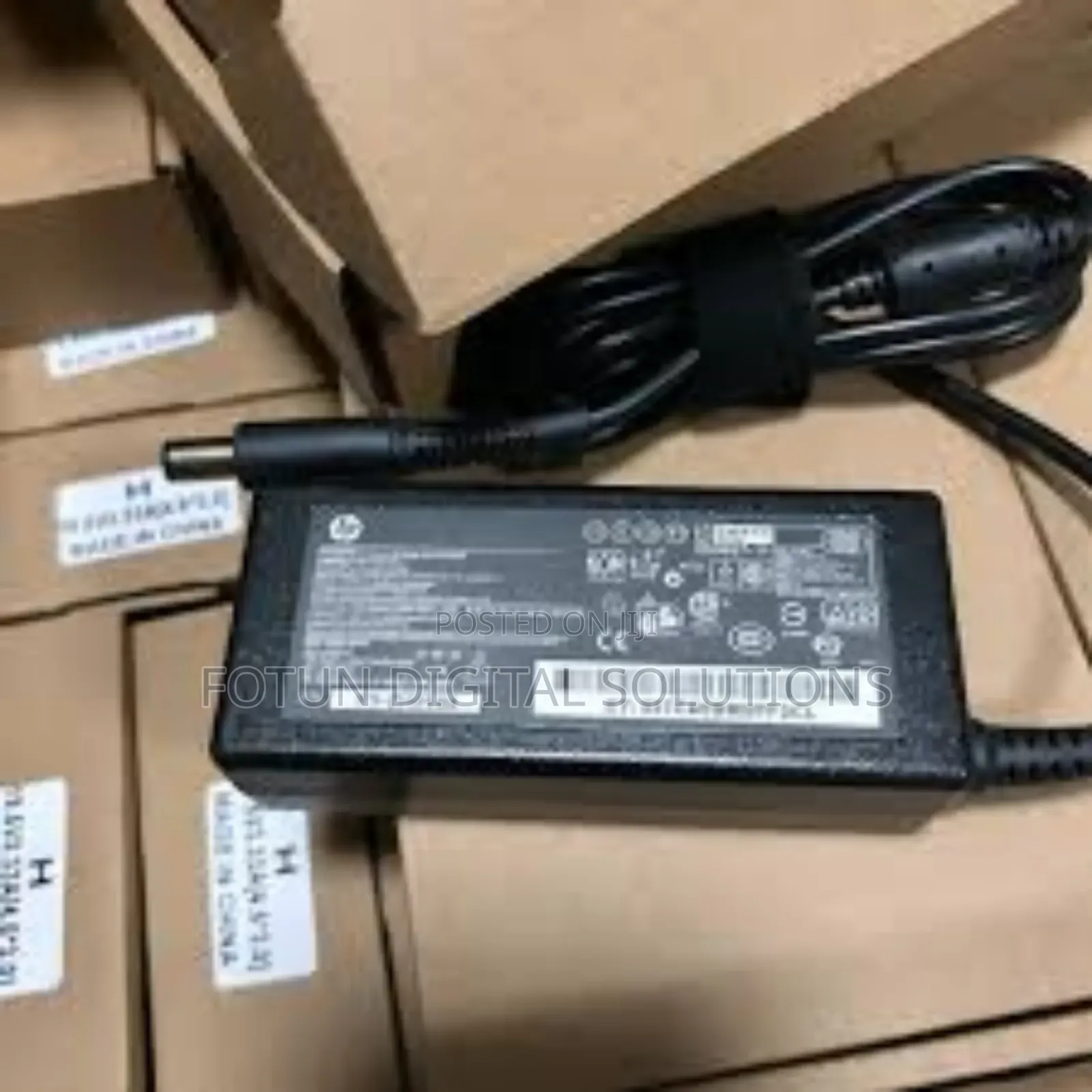 Hp Charger 18.5v 65w –Yellow Pin Adapter for Older Hp Models