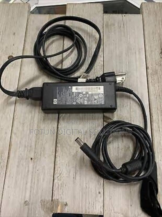 Hp Big Pin Adapter – Strong Charger for Hp Pavilion Compaq