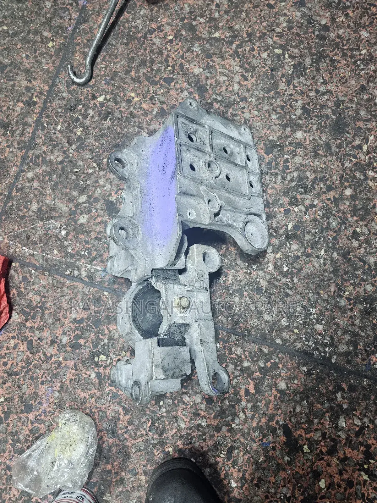 X Trail Gearbox Mounting
