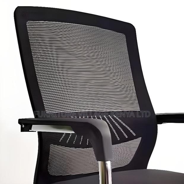 Office Chair:Fixed Conference Chair With Comfortable Armrest - thumbnail 5