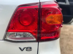 Toyota Land Cruiser 2016 White