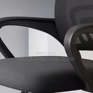 Office Chair:Clerical Chair With Portable Lumbar Support