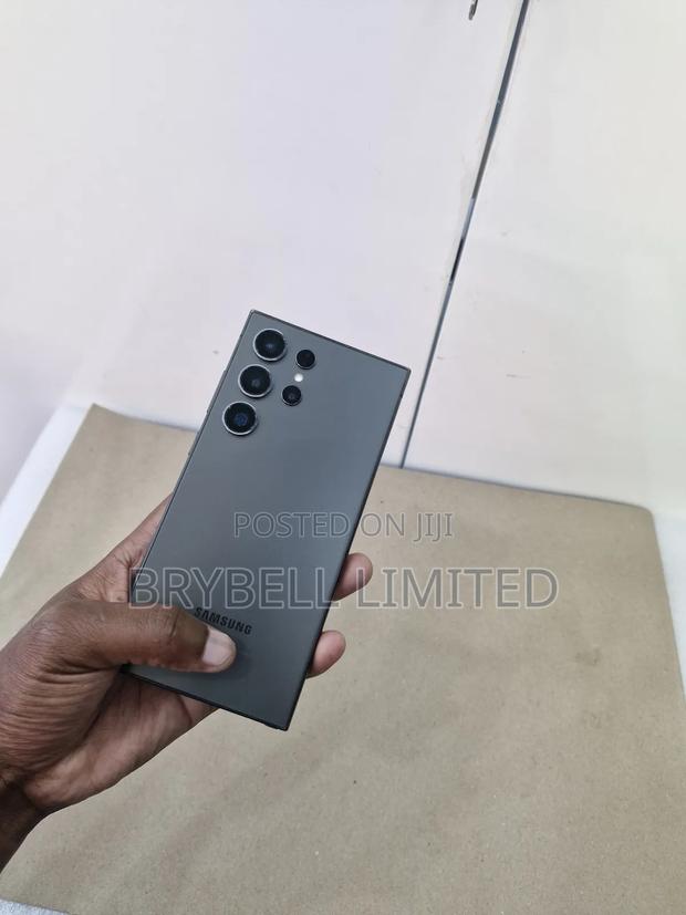 Samsung Galaxy S24 Ultra 256 GB Gray - thumbnail 8